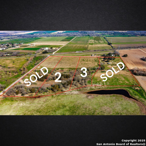 11038 County Road 584 Property Photo 1