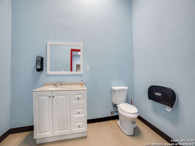 10835 Gulfdale St Property Photo 14