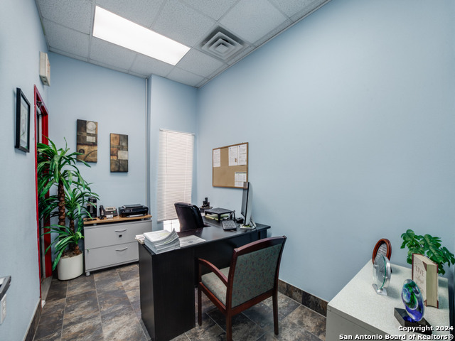 10835 Gulfdale St Property Photo 21
