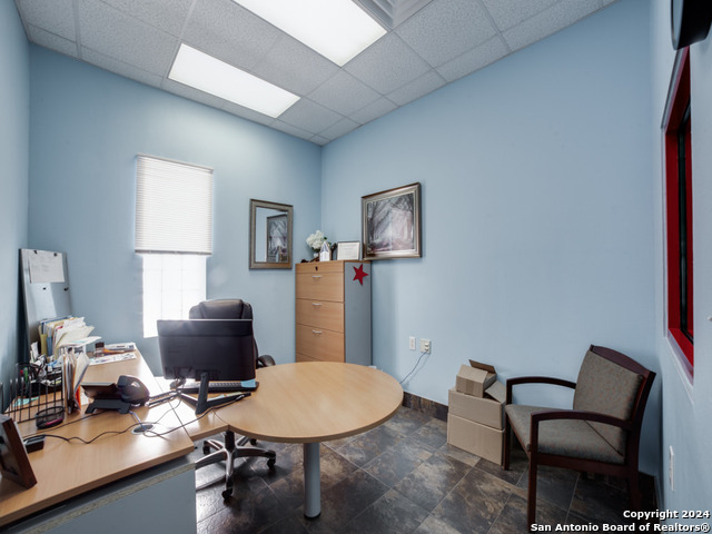 10835 Gulfdale St Property Photo 25