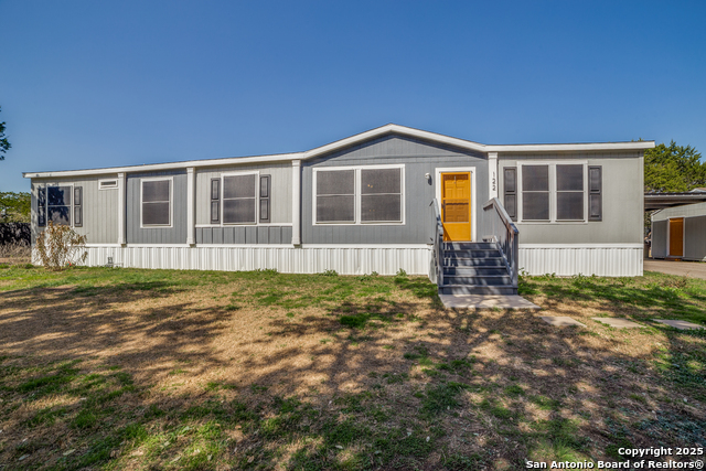 122 Northlake Dr Property Photo 1
