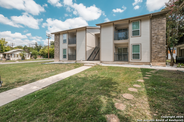 340 Montclair Property Photo