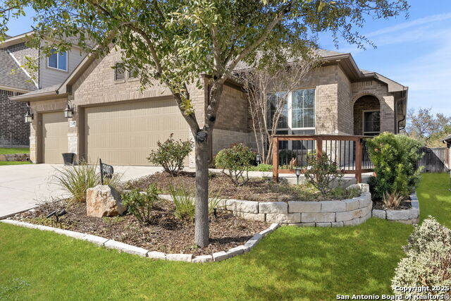 2107 Silent Fox Property Photo 3