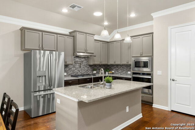 2107 Silent Fox Property Photo 14
