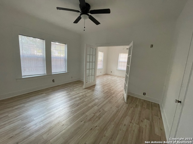 1623 N Interstate 35 Property Photo 7