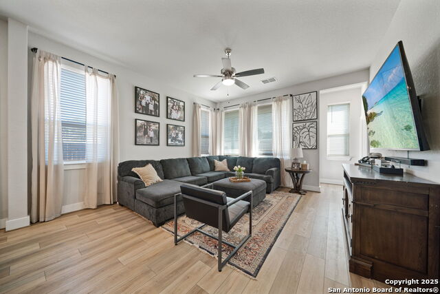 21114 Chestnut Cove Property Photo 7
