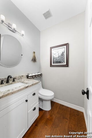 1215 Vista Del Rio Property Photo 26