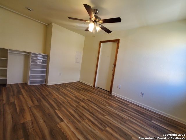 8235 E Loop 1604 Property Photo 8