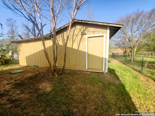 8235 E Loop 1604 Property Photo 10
