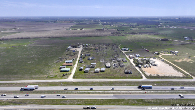 8205 W Interstate 10 Property Photo 4