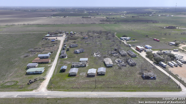 8205 W Interstate 10 Property Photo 7