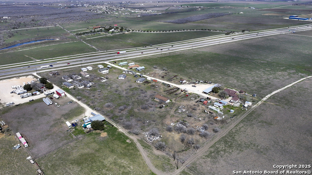 8205 W Interstate 10 Property Photo 18