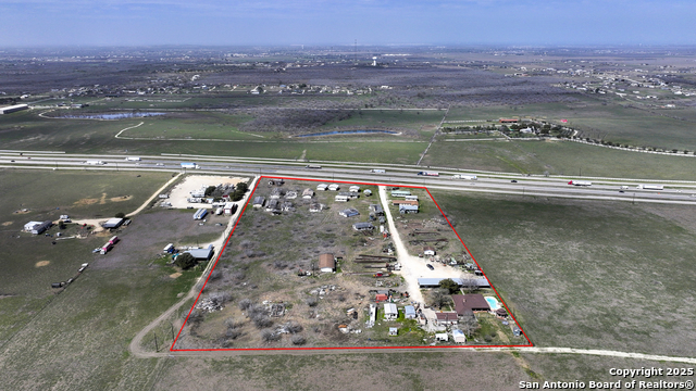 8205 W Interstate 10 Property Photo 21