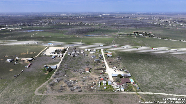 8205 W Interstate 10 Property Photo 22
