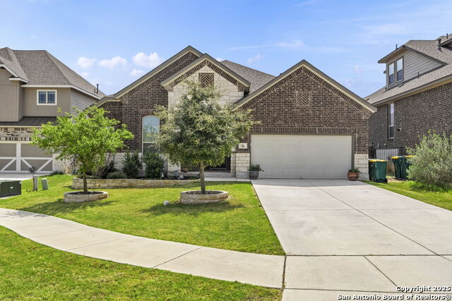 103 Alcantara Property Photo 1
