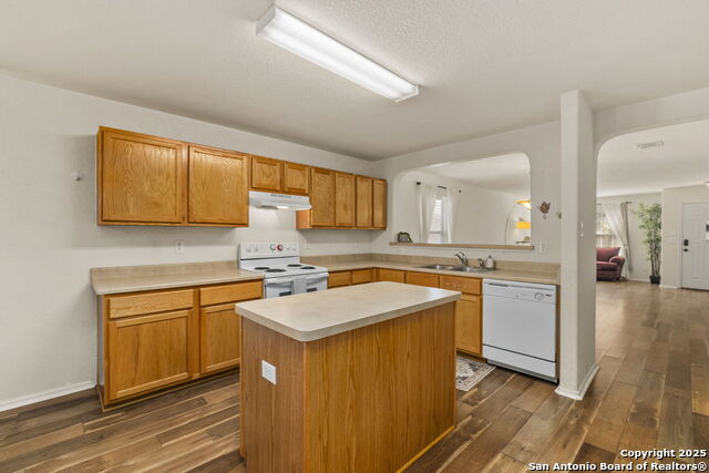 711 Silverado Way Property Photo 8