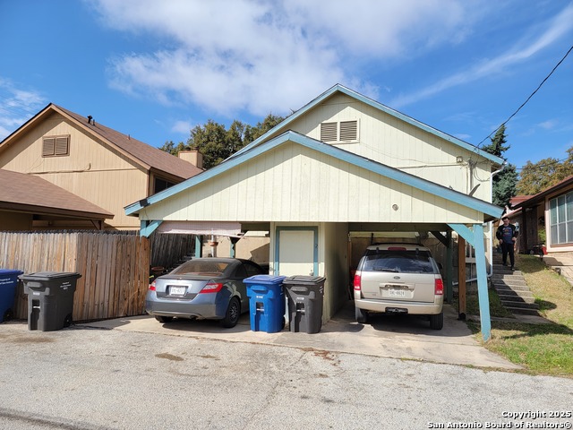 8406 Cranberry Hill Property Photo 7