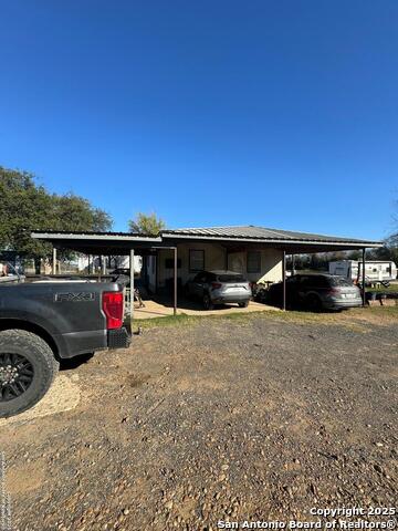 606 N Main Property Photo 3