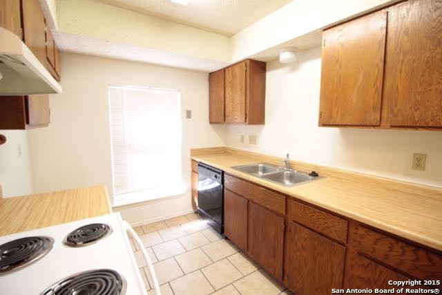 7338 Brandyridge Property Photo 6