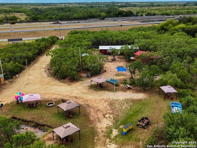 15725 N Ih 35 Property Photo 20