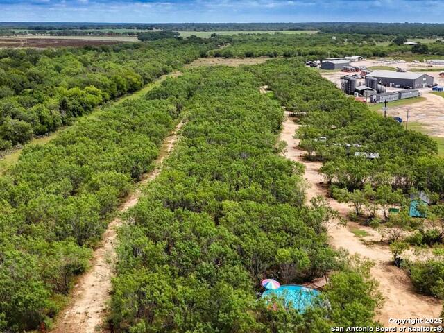 15725 N Ih 35 Property Photo 21