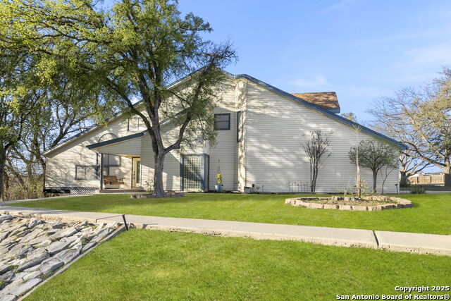 805 Summerwood Property Photo 4