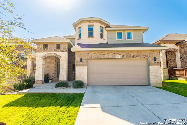 6730 Comanche Arrow Property Photo