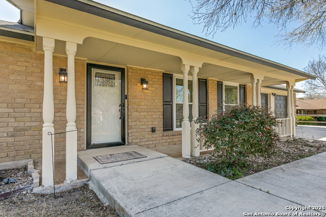 5918 Oak Country Way Property Photo