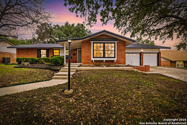 3218 Albin Property Photo 1