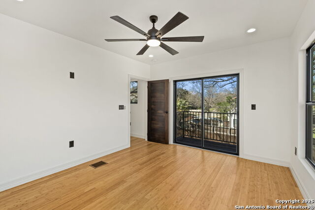 201 Cloverleaf Ave Property Photo 21