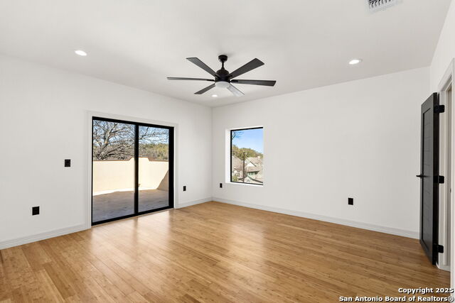 201 Cloverleaf Ave Property Photo 28