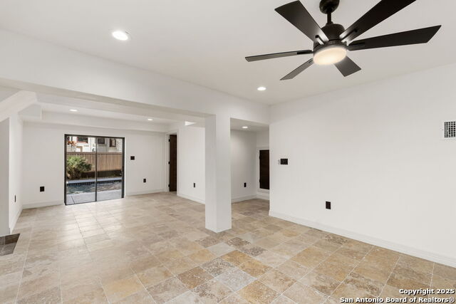 201 Cloverleaf Ave Property Photo 37