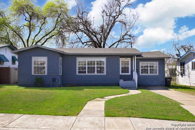 814 Pennystone Ave Property Photo