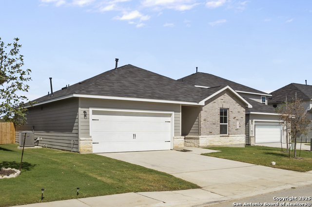 3453 Meteor Night Property Photo 3