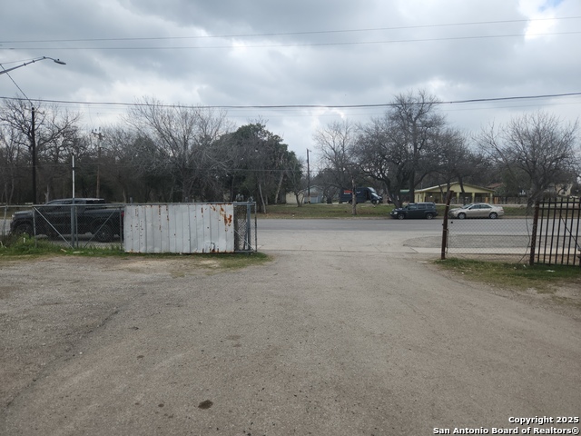 2718 Rigsby Ave Property Photo 1