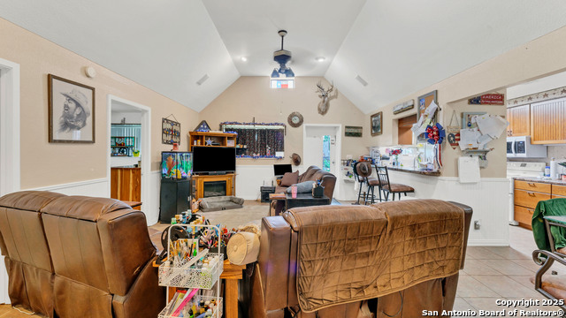 4945 N State Highway 123 Property Photo 22