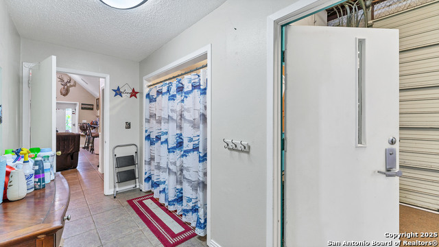 4945 N State Highway 123 Property Photo 29