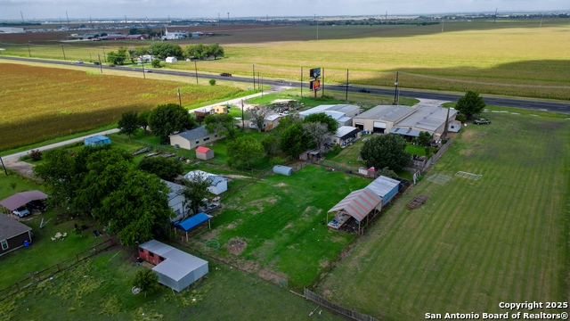 4945 N State Highway 123 Property Photo 35