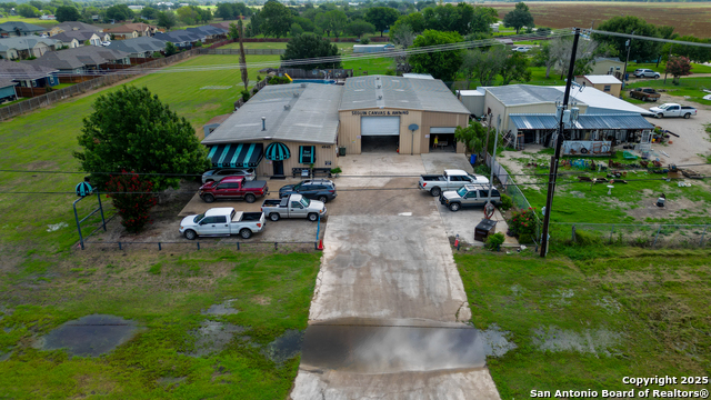 4945 N State Highway 123 Property Photo 45