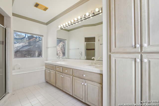 1 Villa Bonita Property Photo 19