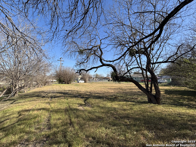 647 North San Ignacio Avenue Property Photo 9