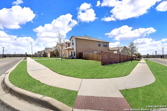534 Candor Stone Property Photo 3