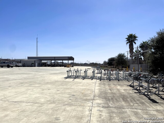 210 N Cherry Property Photo 2