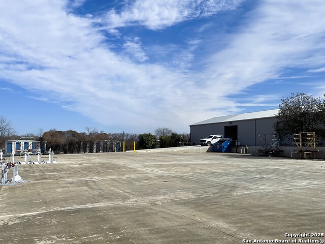 210 N Cherry Property Photo 12