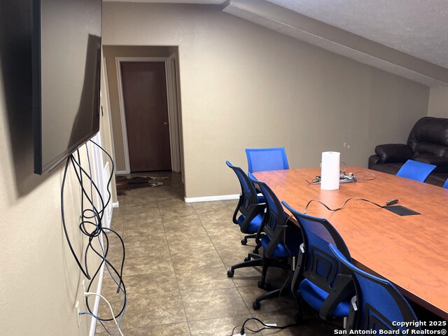 210 N Cherry Property Photo 18