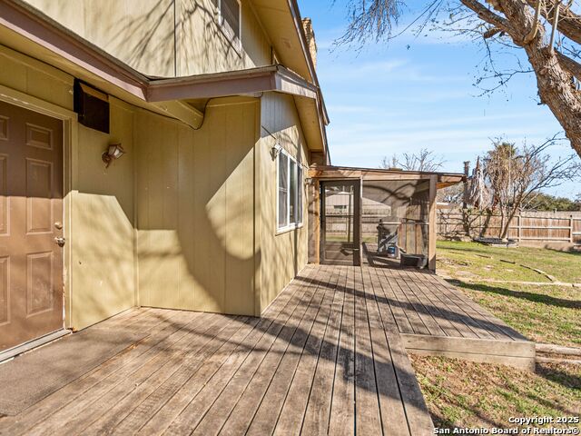 426 De Soto Property Photo 27
