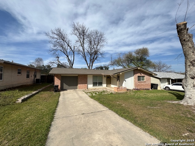 3803 Crossette Dr Property Photo