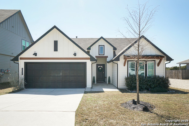 5536 Jewel Curve Property Photo