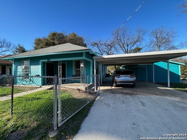 511 W Theo Ave Property Photo