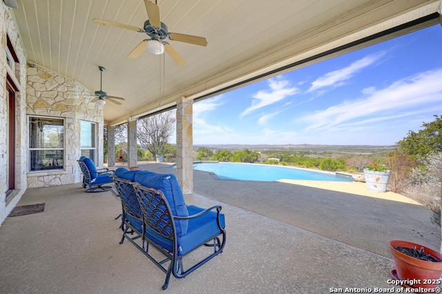 204 Majestic Oaks Property Photo